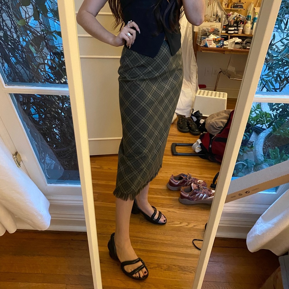 Plaid midi skirt